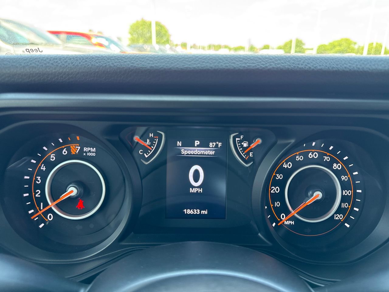 Used 2025 Jeep Gladiator Sport AWD/4WD image 17