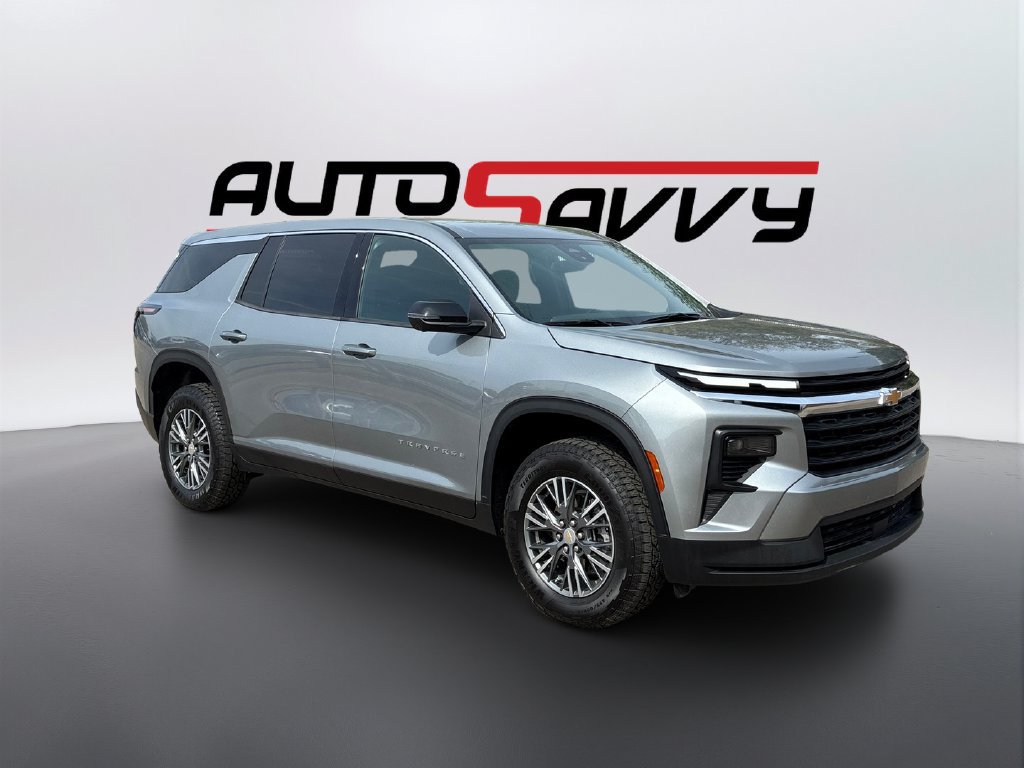 Used 2024 Chevrolet Traverse LS w/ LPO, Floor Liner Package FWD image 3