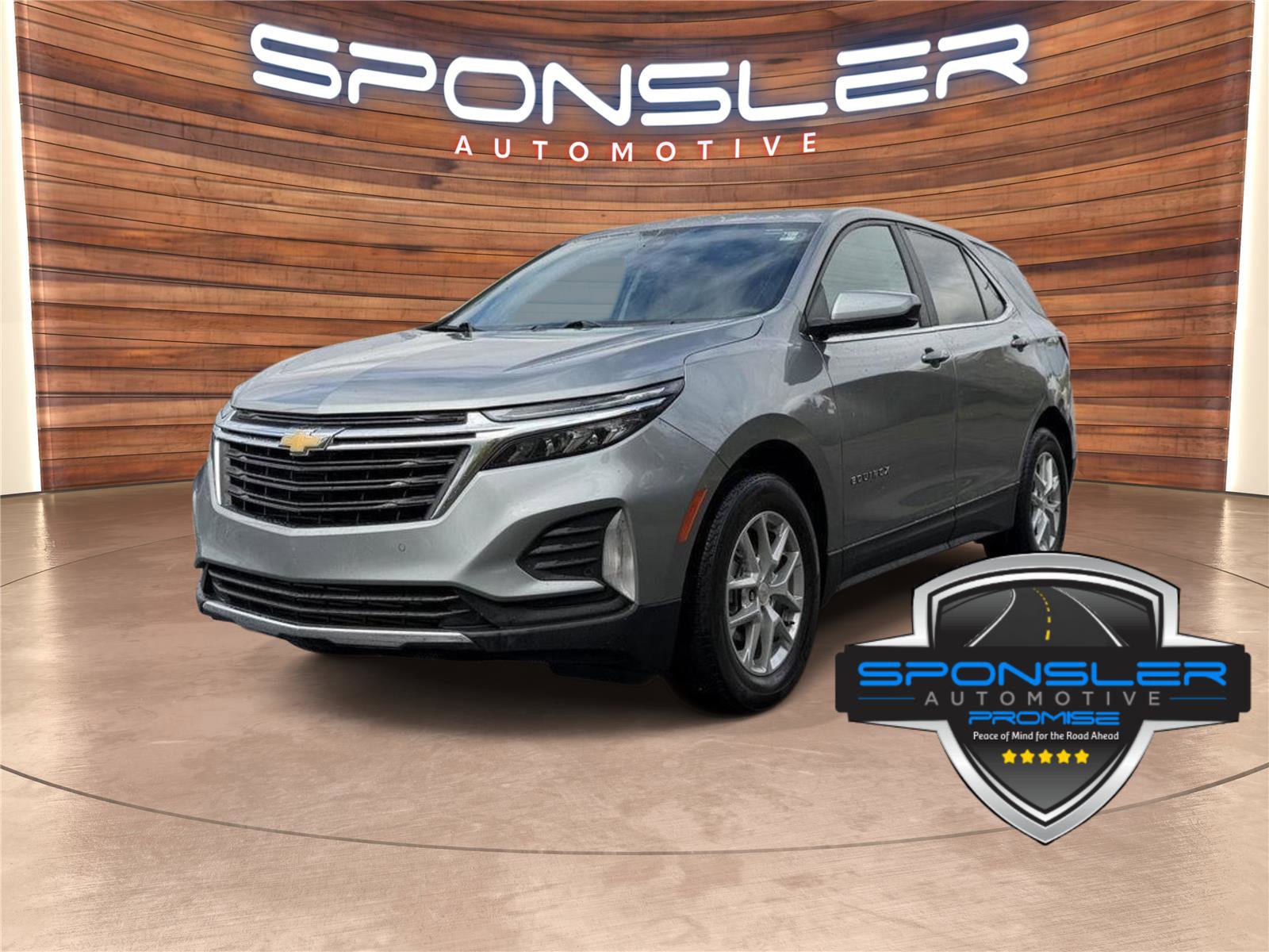 Used 2023 Chevrolet Equinox LT image 1