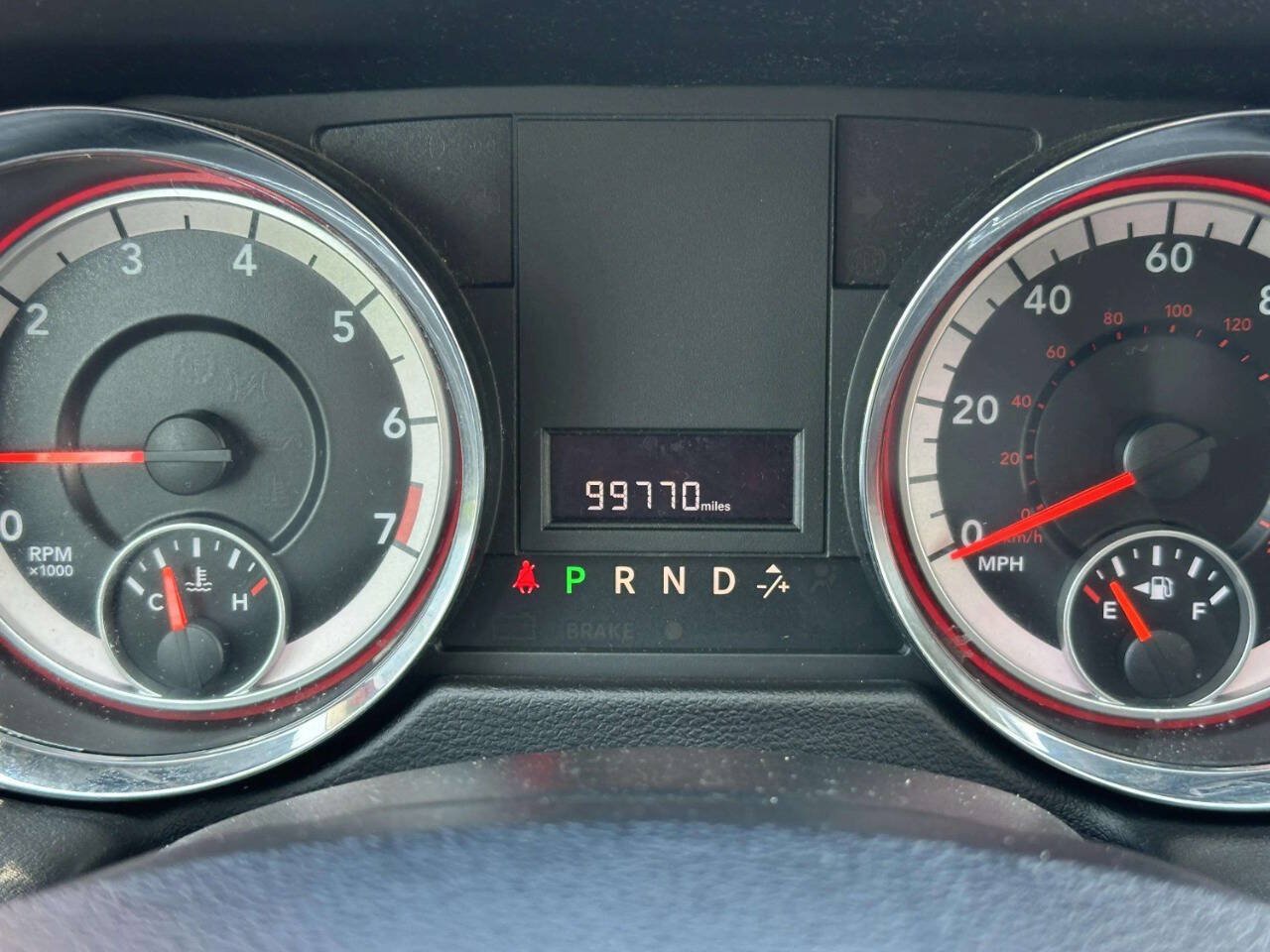 Used 2015 Dodge Grand Caravan SXT FWD image 27