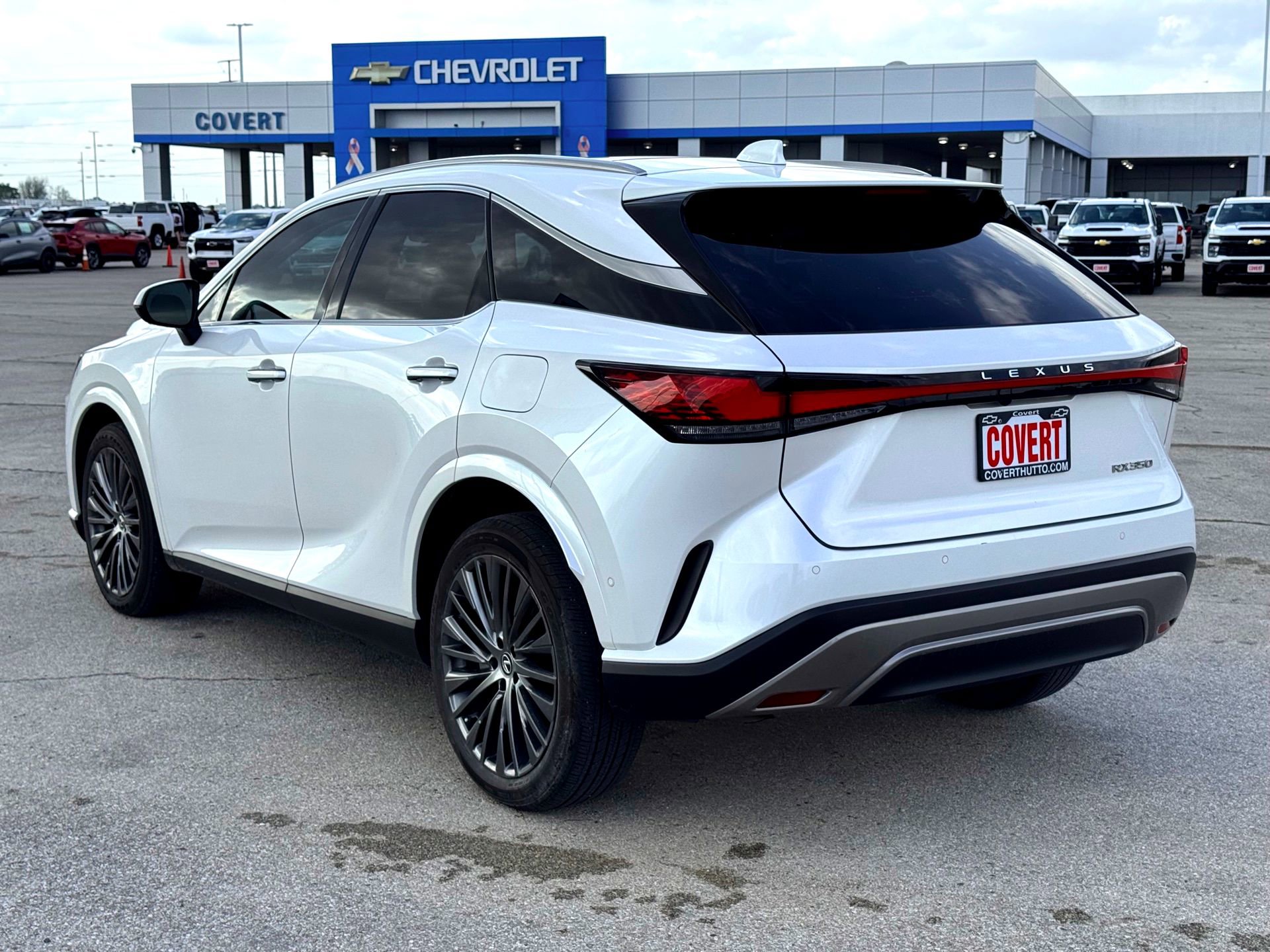 Used 2023 Lexus RX 350 FWD w/ Cold Area Package image 10