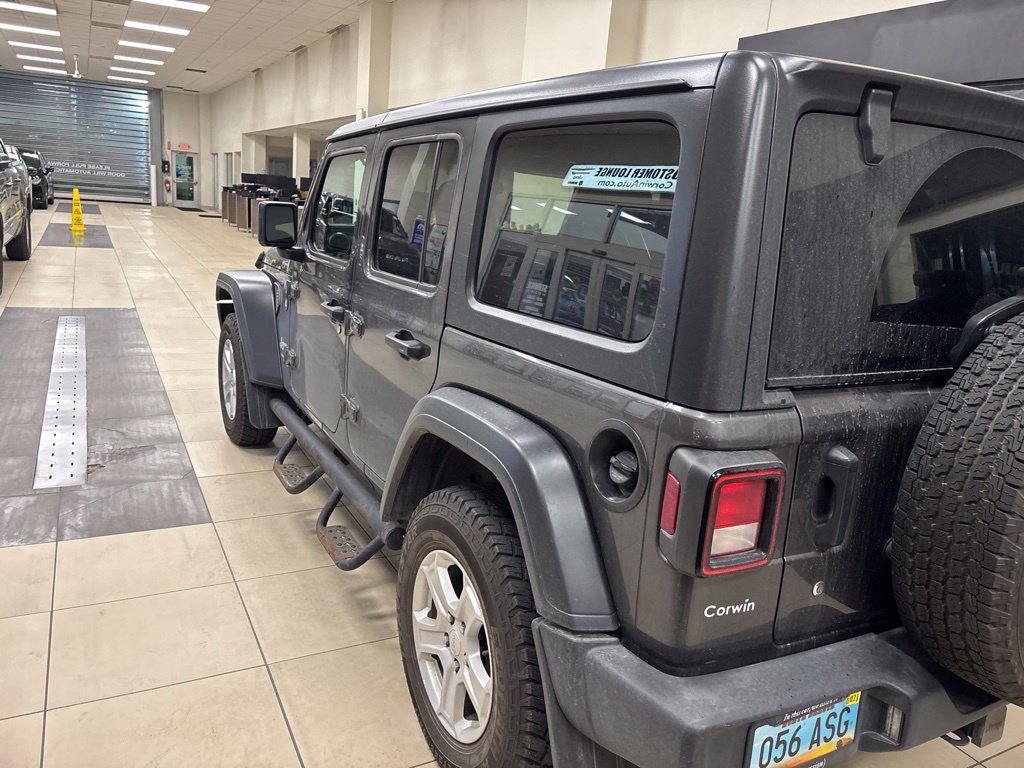 Used 2019 Jeep Wrangler Unlimited Sport S AWD/4WD image 5