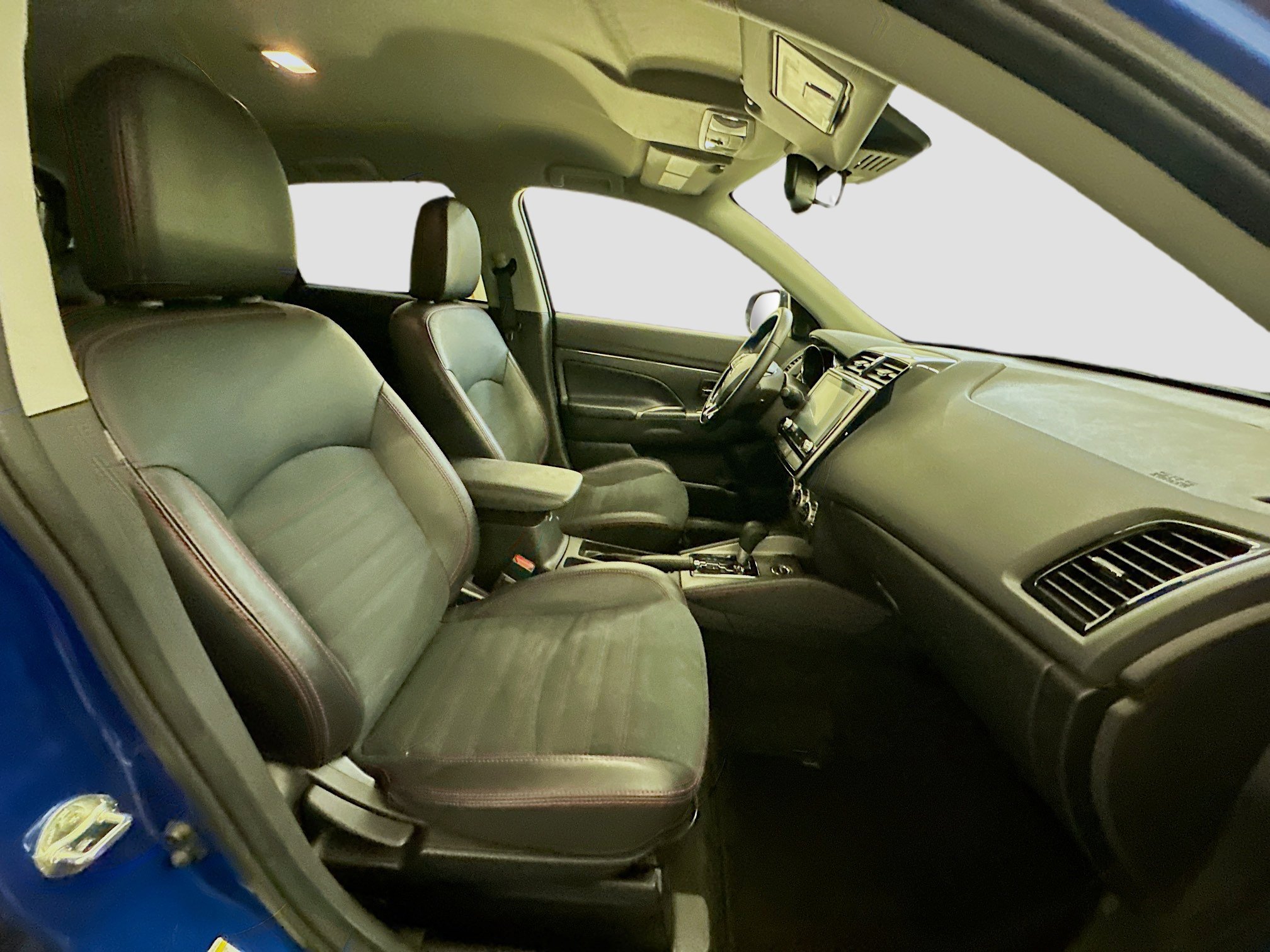 Used 2024 Mitsubishi Outlander Sport SE image 31