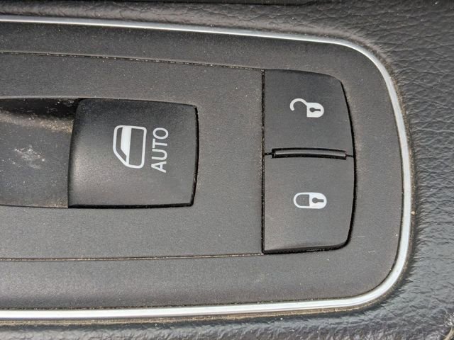 Used 2024 RAM 3500 Big Horn image 38