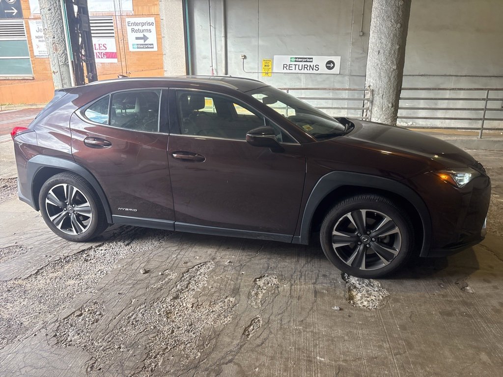 Used 2020 Lexus UX 250h w/ Premium Package image 2