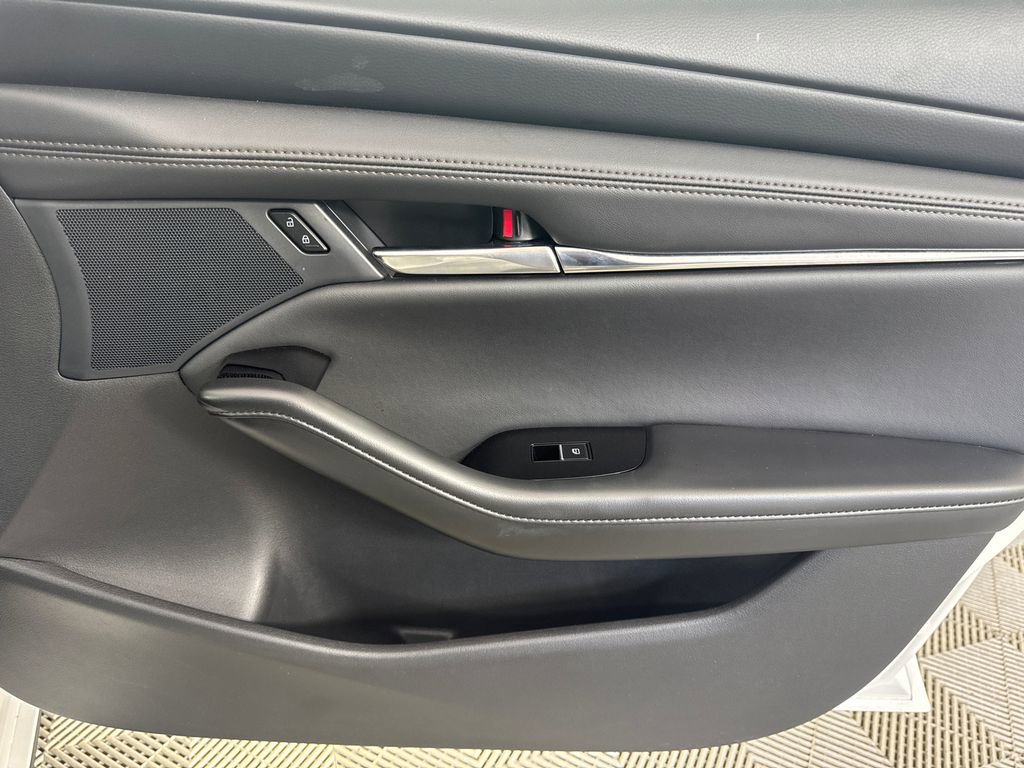 Used 2025 MAZDA MAZDA3 s image 15