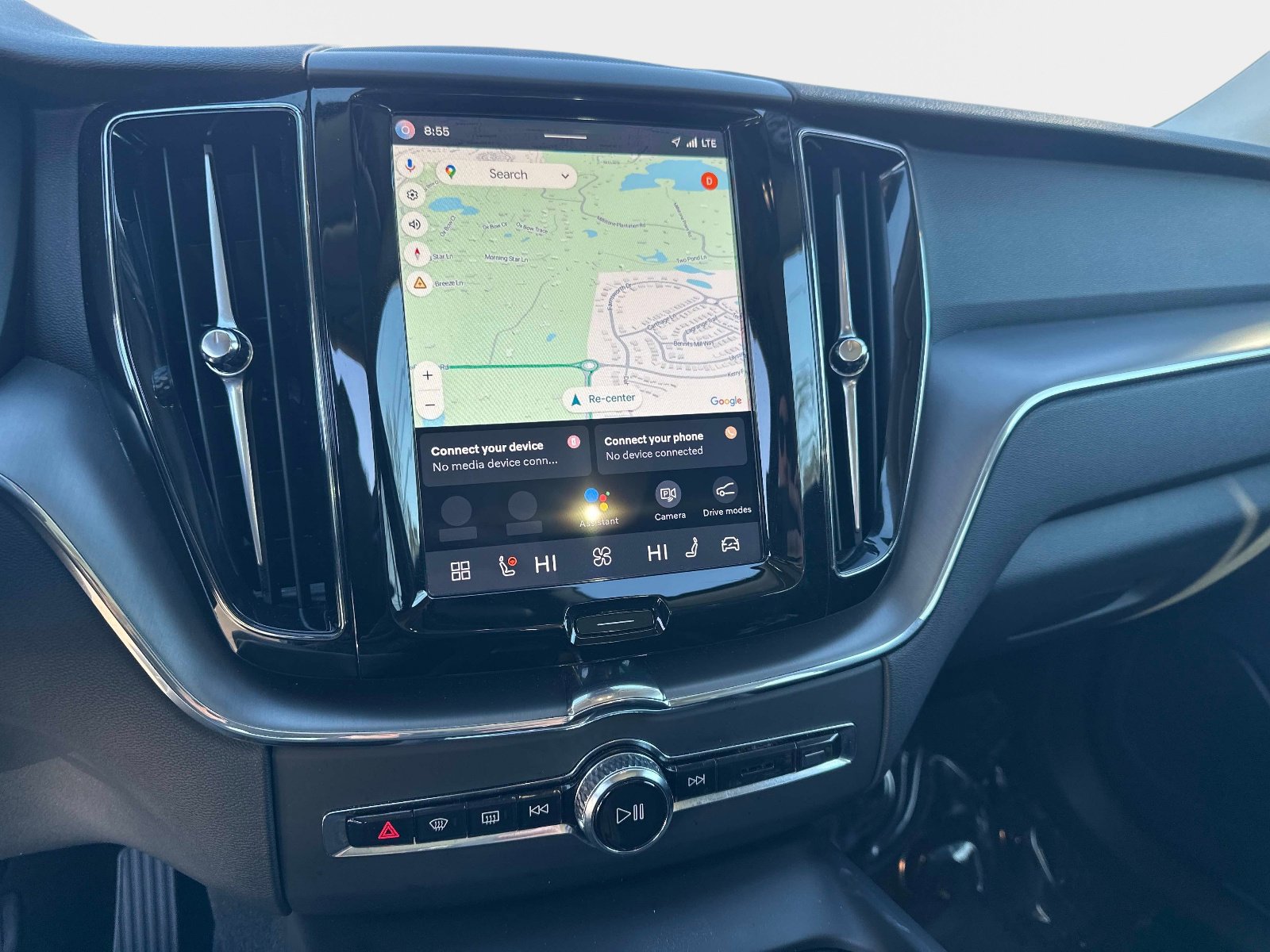 Certified 2025 Volvo XC60 B5 Core image 21