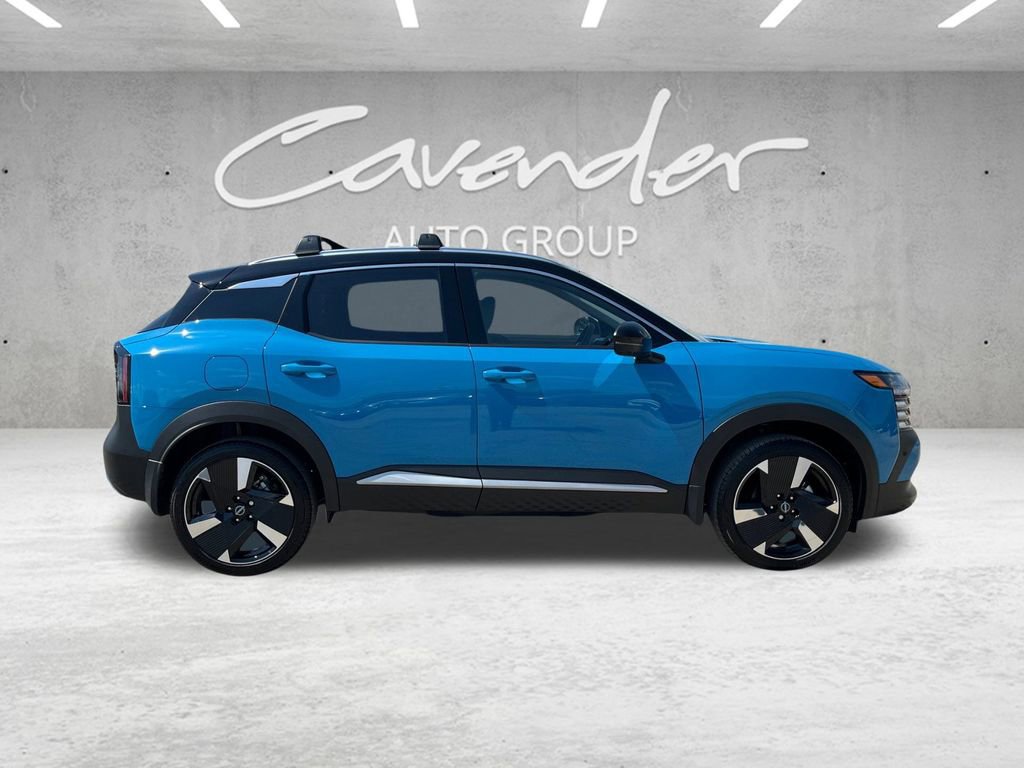 New 2026 Nissan Kicks SR w/ Cold Weather Package image 17