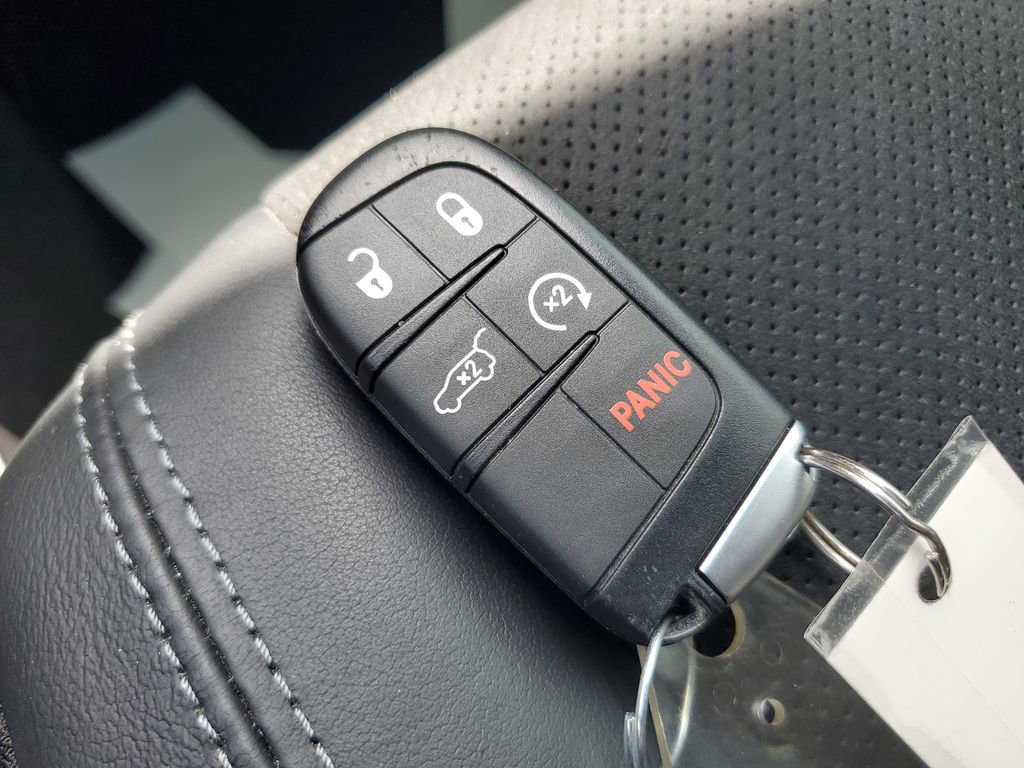 Used 2022 Dodge Durango GT RWD image 23