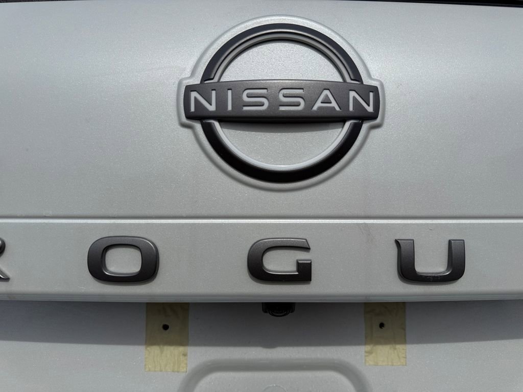 New 2026 Nissan Rogue SV w/ SV Premium Package image 17