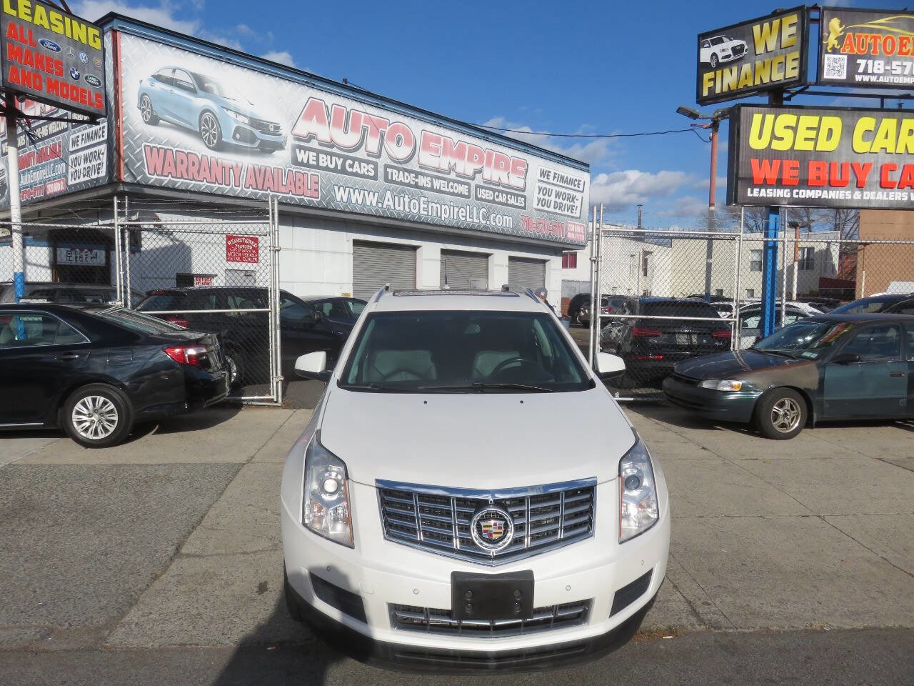Used 2013 Cadillac SRX Luxury image 5
