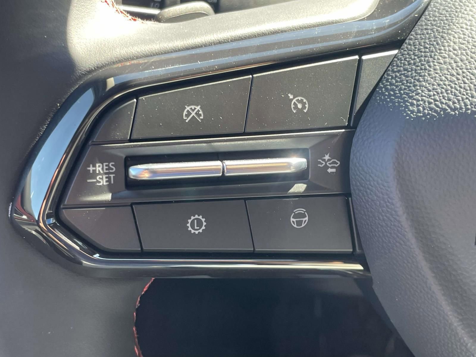 New 2026 Chevrolet Traverse RS w/ LPO, Floor Liner Package image 16