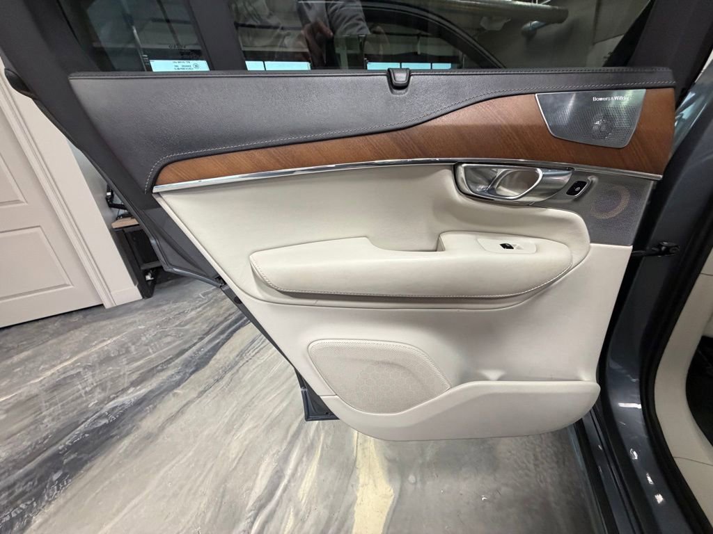 Used 2017 Volvo XC90 T6 Inscription w/ Vision Package image 54