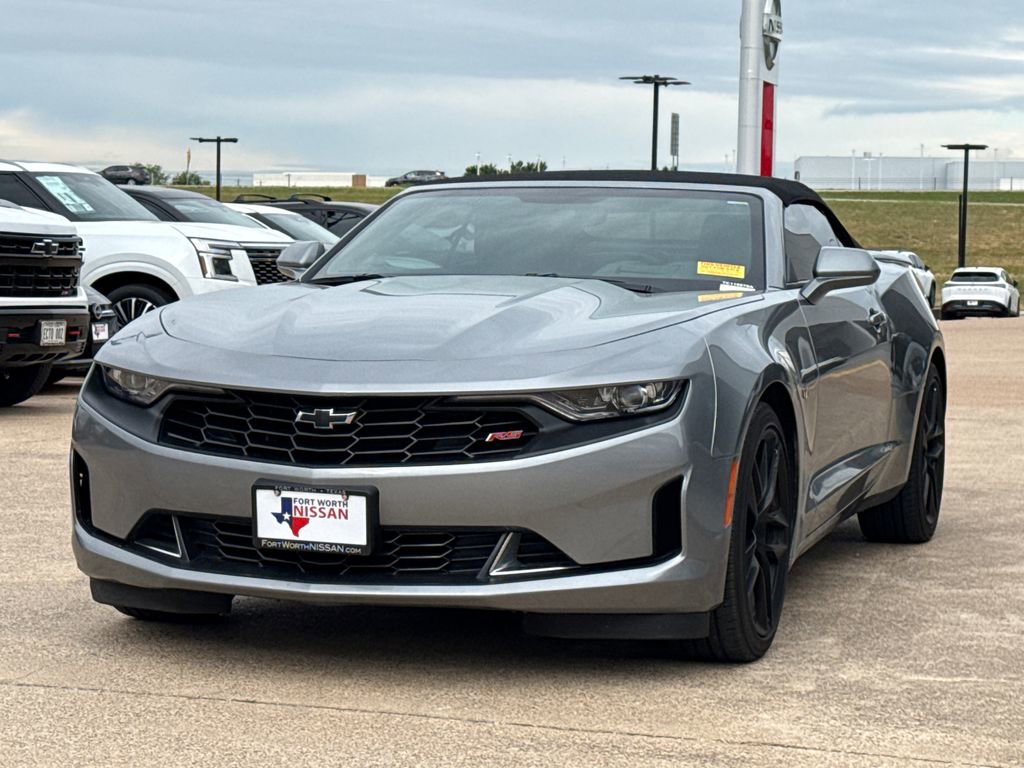 Used 2023 Chevrolet Camaro LT w/ RS Package image 4