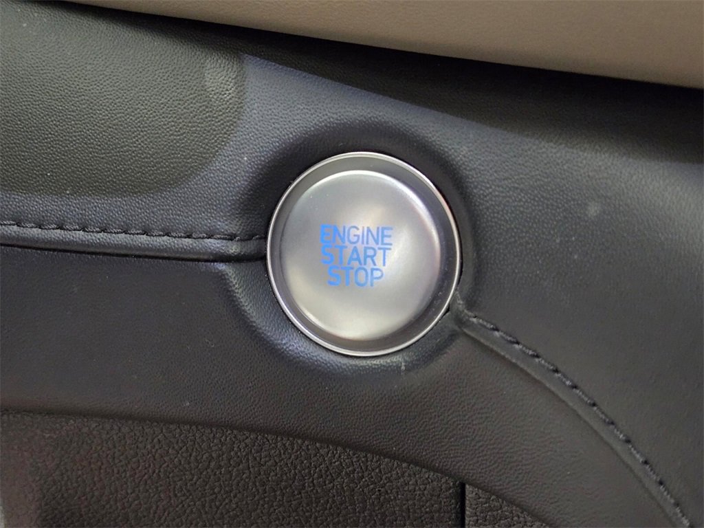 Used 2022 Hyundai Santa Fe SEL w/ Convenience + Premium Package image 34