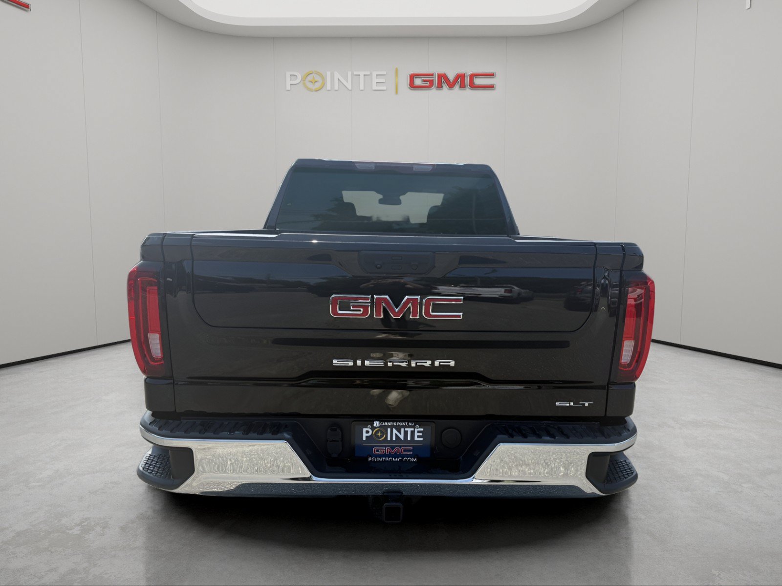 Used 2026 GMC Sierra 1500 SLT AWD/4WD image 6