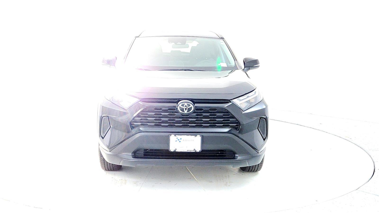 Used 2023 Toyota RAV4 XLE image 8