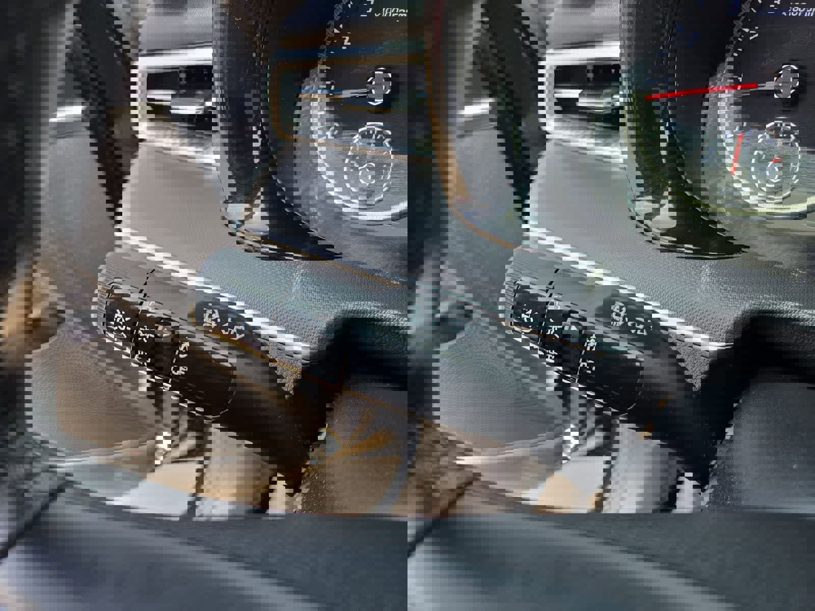 Used 2023 Kia K5 GT-Line image 24