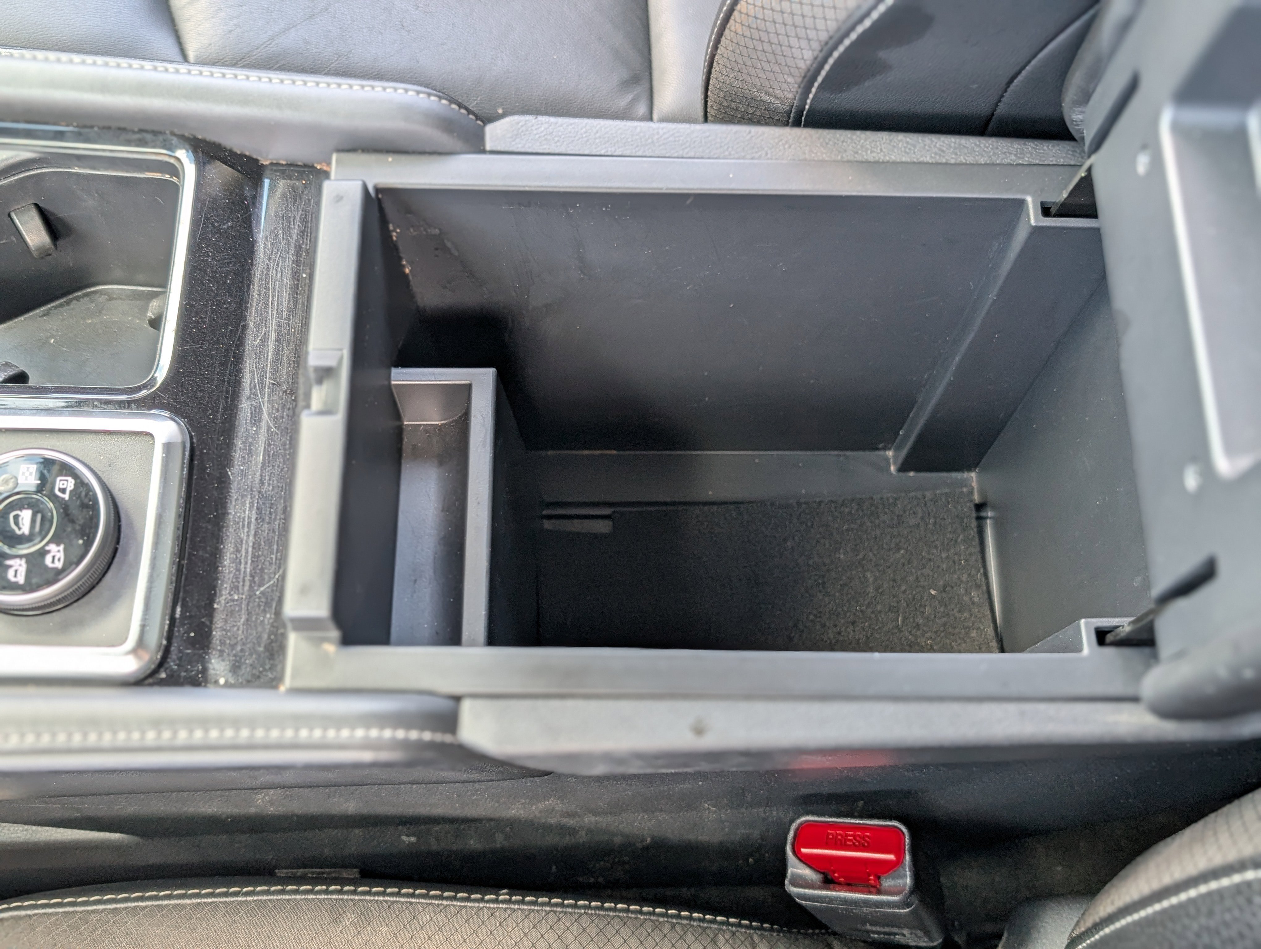 Used 2022 Nissan Pathfinder SL image 26