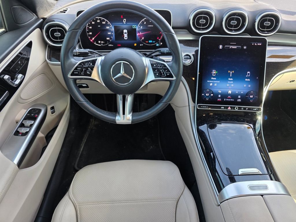 Used 2022 Mercedes-Benz C 300 Sedan image 11