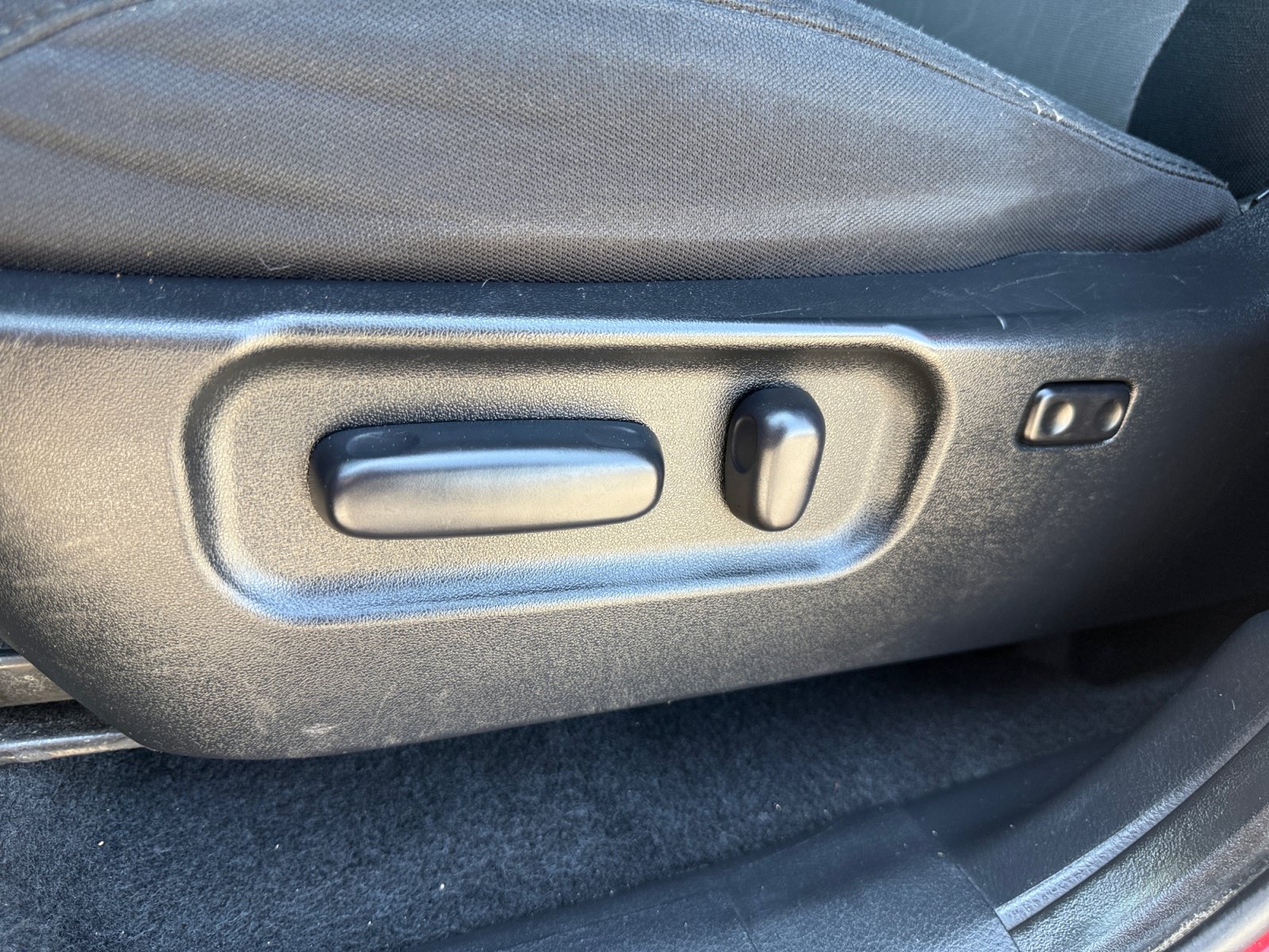 Used 2021 Toyota Tacoma TRD Off-Road w/ Technology Package RWD image 14