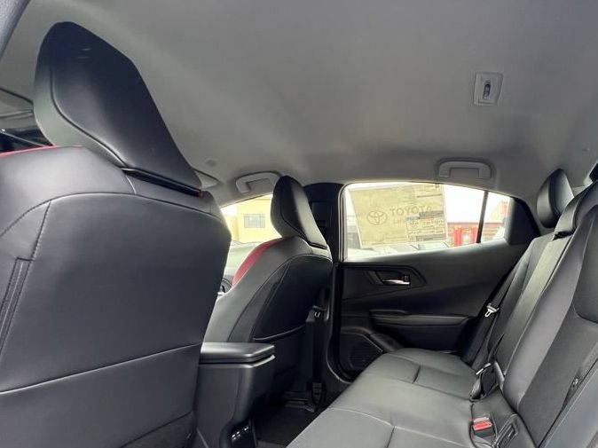 New 2026 Toyota Prius Plug-In Hybrid FWD image 18