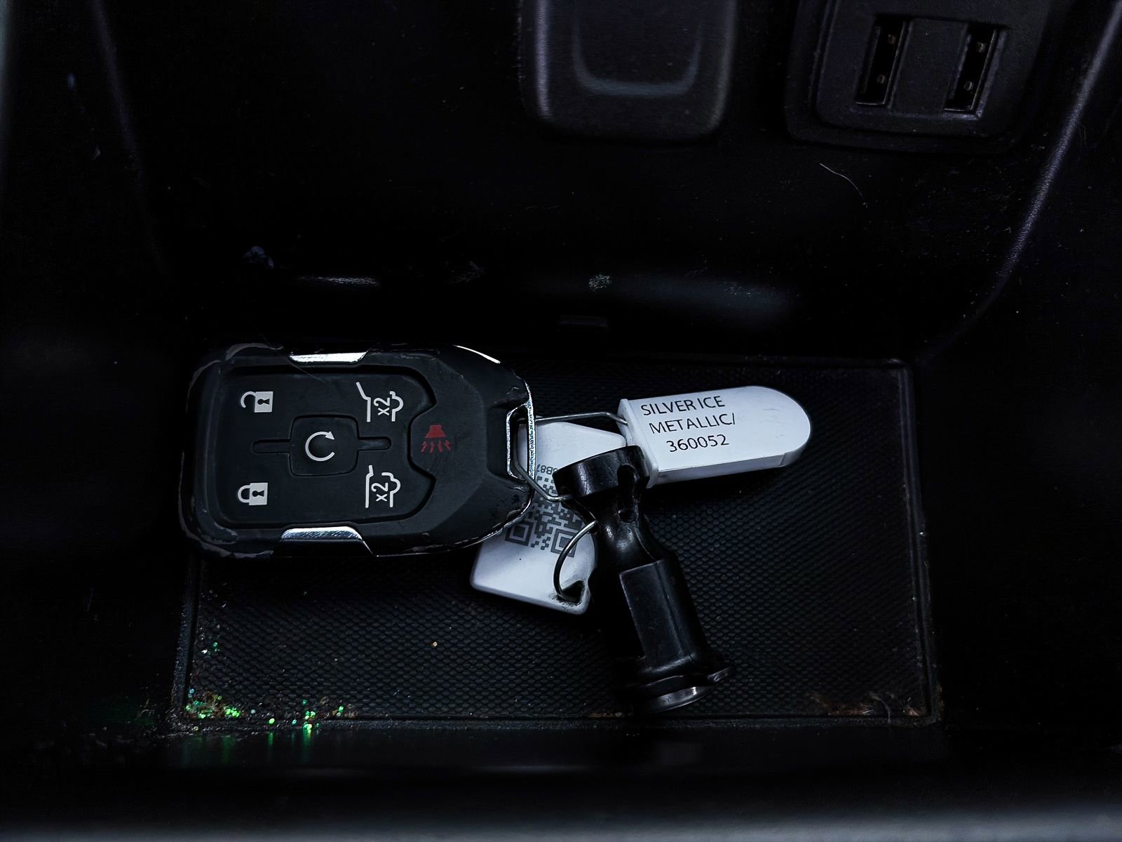 Used 2017 Chevrolet Tahoe LT w/ Luxury Package AWD/4WD image 21