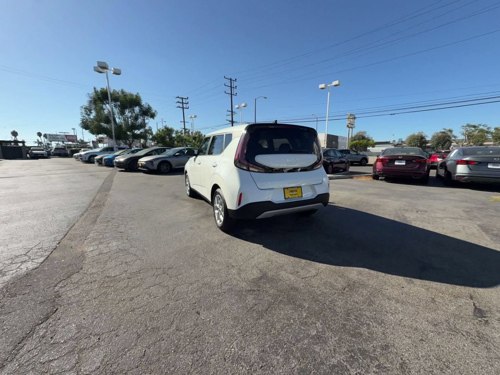 Used 2025 Kia Soul LX w/ LX Technology Package FWD image 10