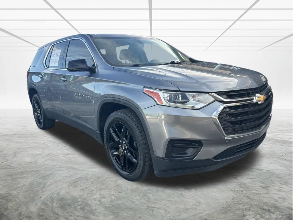 Used 2019 Chevrolet Traverse LS FWD image 2