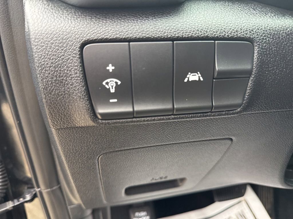 Used 2022 Kia Sportage LX image 21