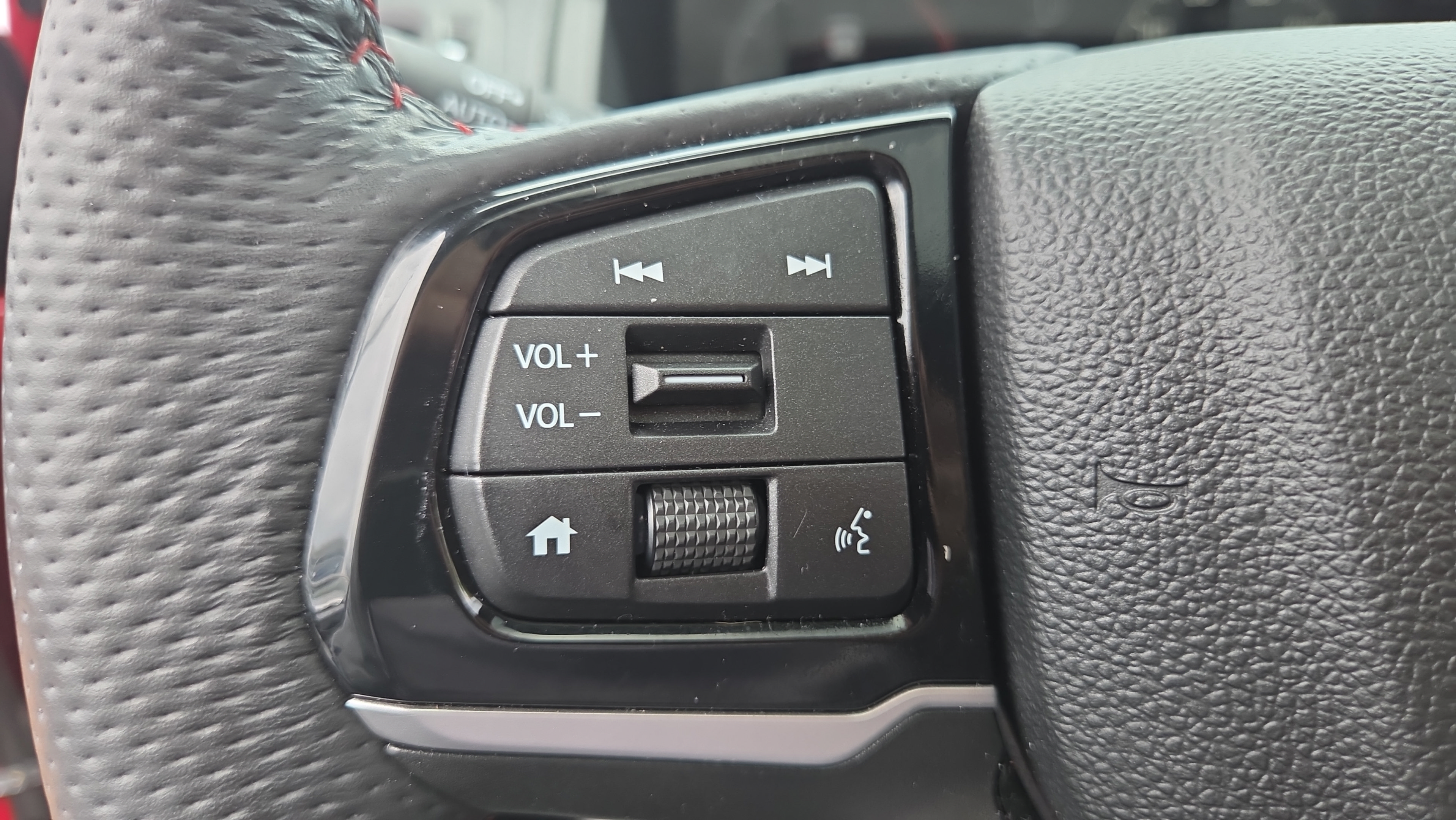 Used 2024 Honda Ridgeline Black Edition image 24