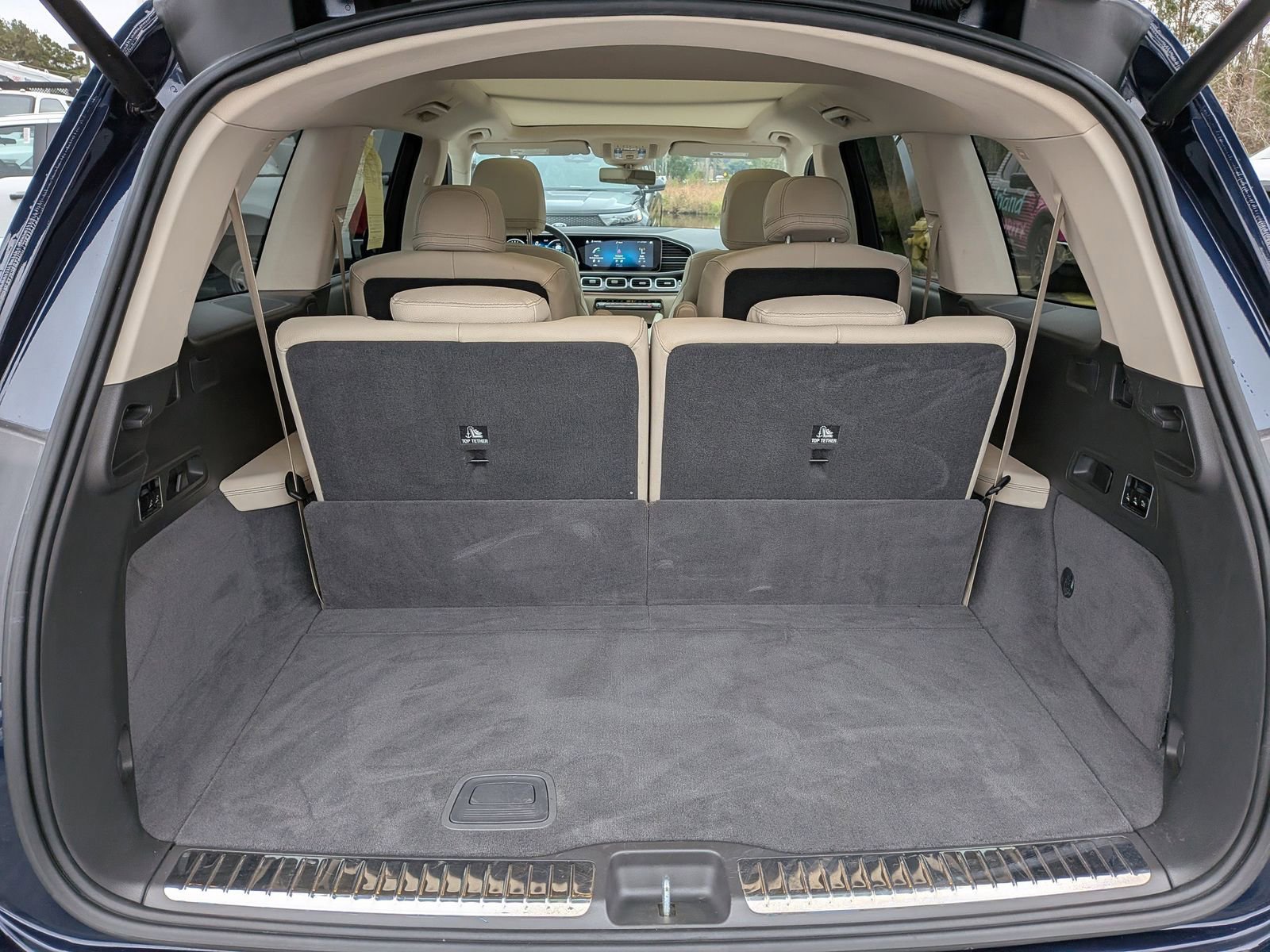 Used 2020 Mercedes-Benz GLS 450 4MATIC image 14