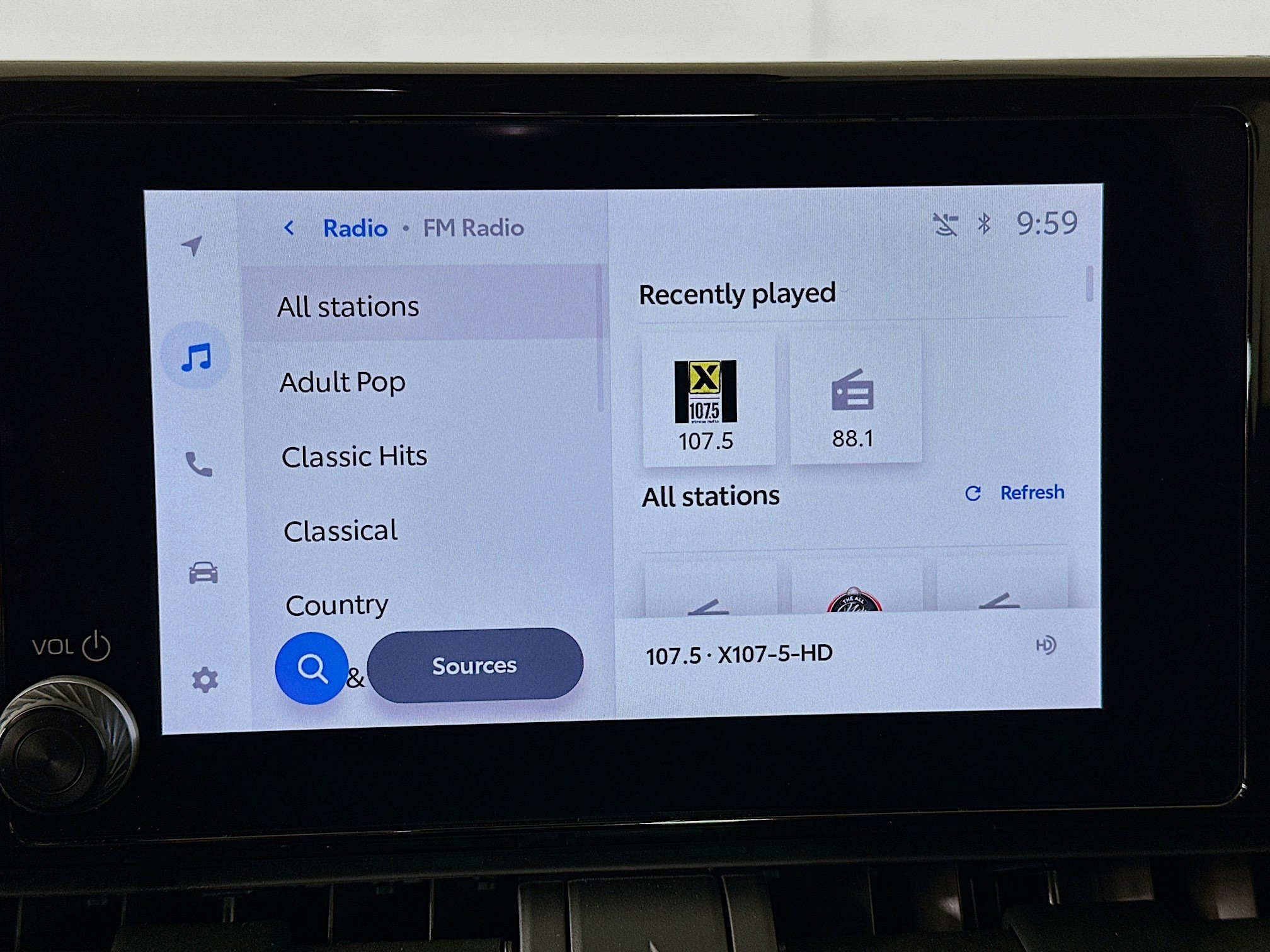 Used 2025 Toyota RAV4 XLE FWD image 21