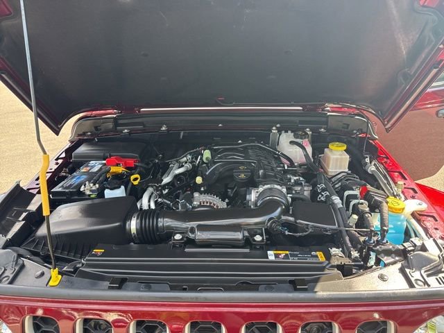 Used 2022 Jeep Gladiator Overland w/ Popular Equipment Package AWD/4WD image 24
