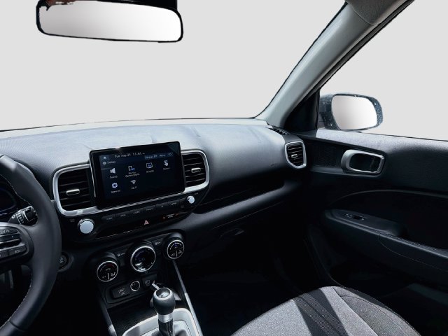 New 2026 Hyundai Venue SEL FWD image 24