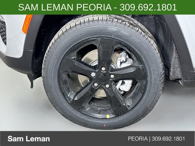 New 2025 Jeep Grand Cherokee Limited image 30