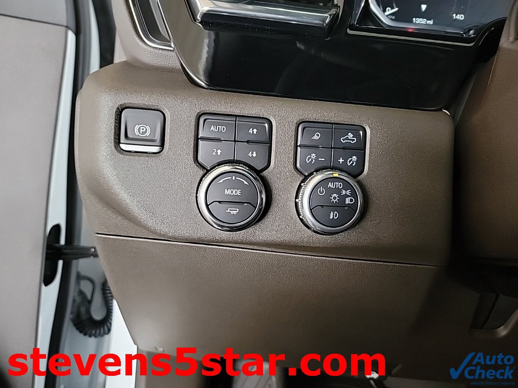 Used 2025 GMC Sierra 2500 SLT w/ SLT Convenience Package image 21