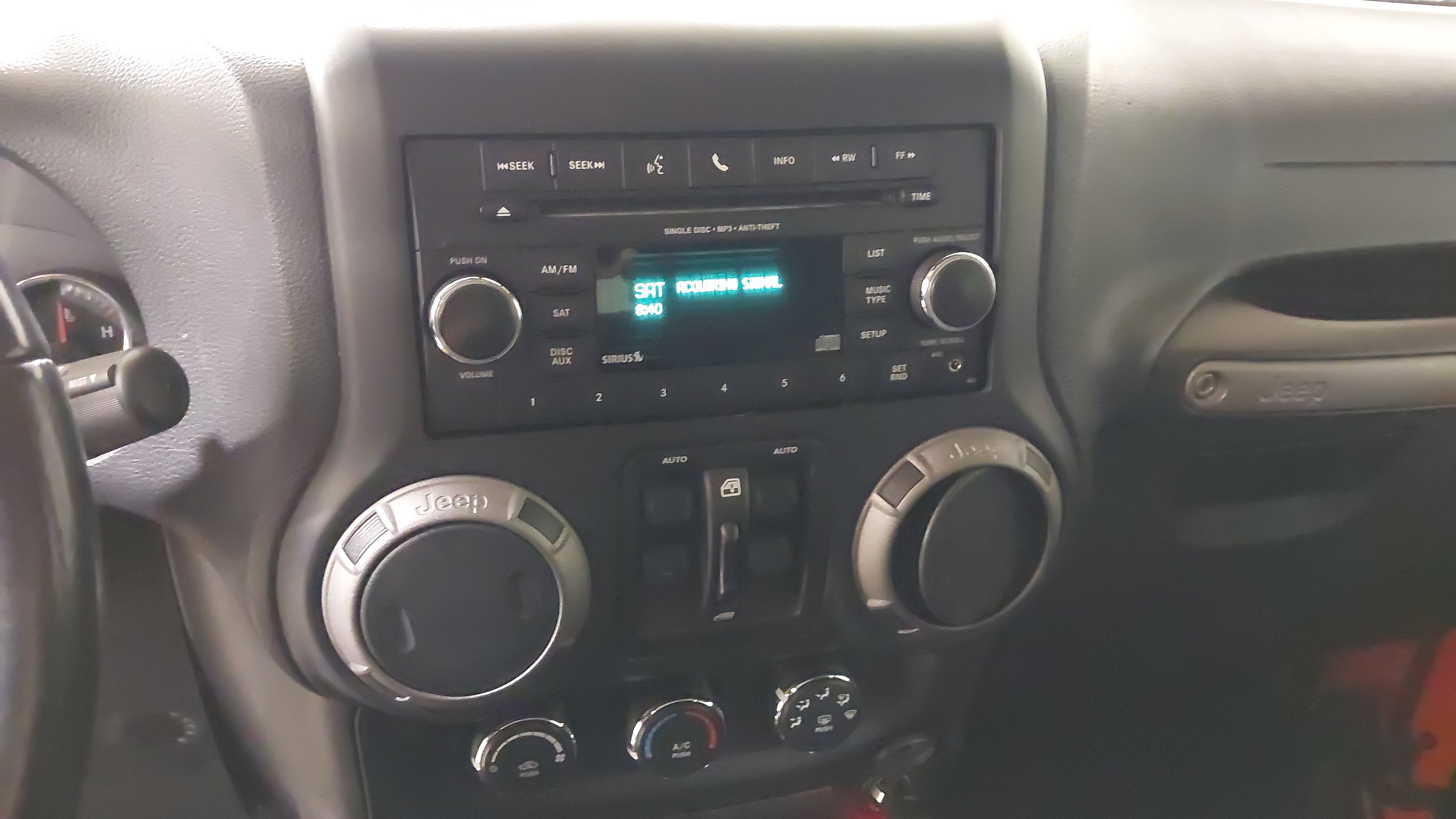 Used 2015 Jeep Wrangler Unlimited Sport w/ Quick Order Package 24S AWD/4WD image 20
