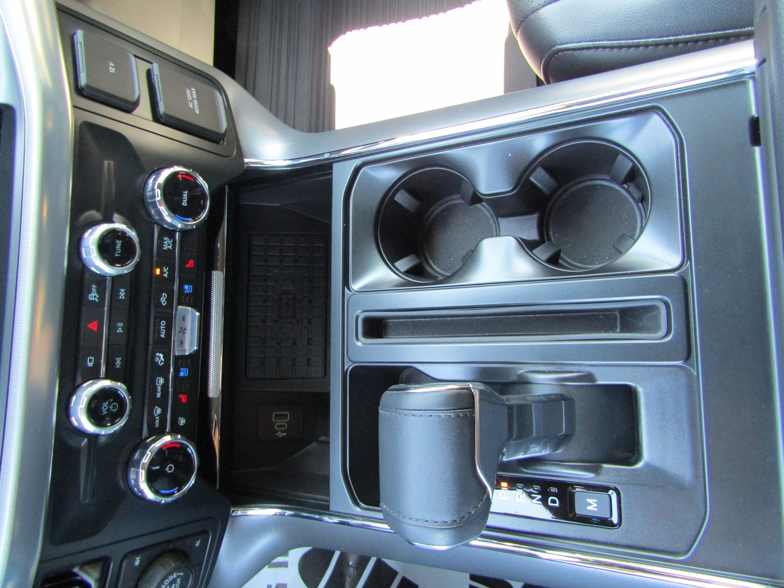 Used 2025 Ford F150 Lariat w/ Equipment Group 501A Mid AWD/4WD image 32