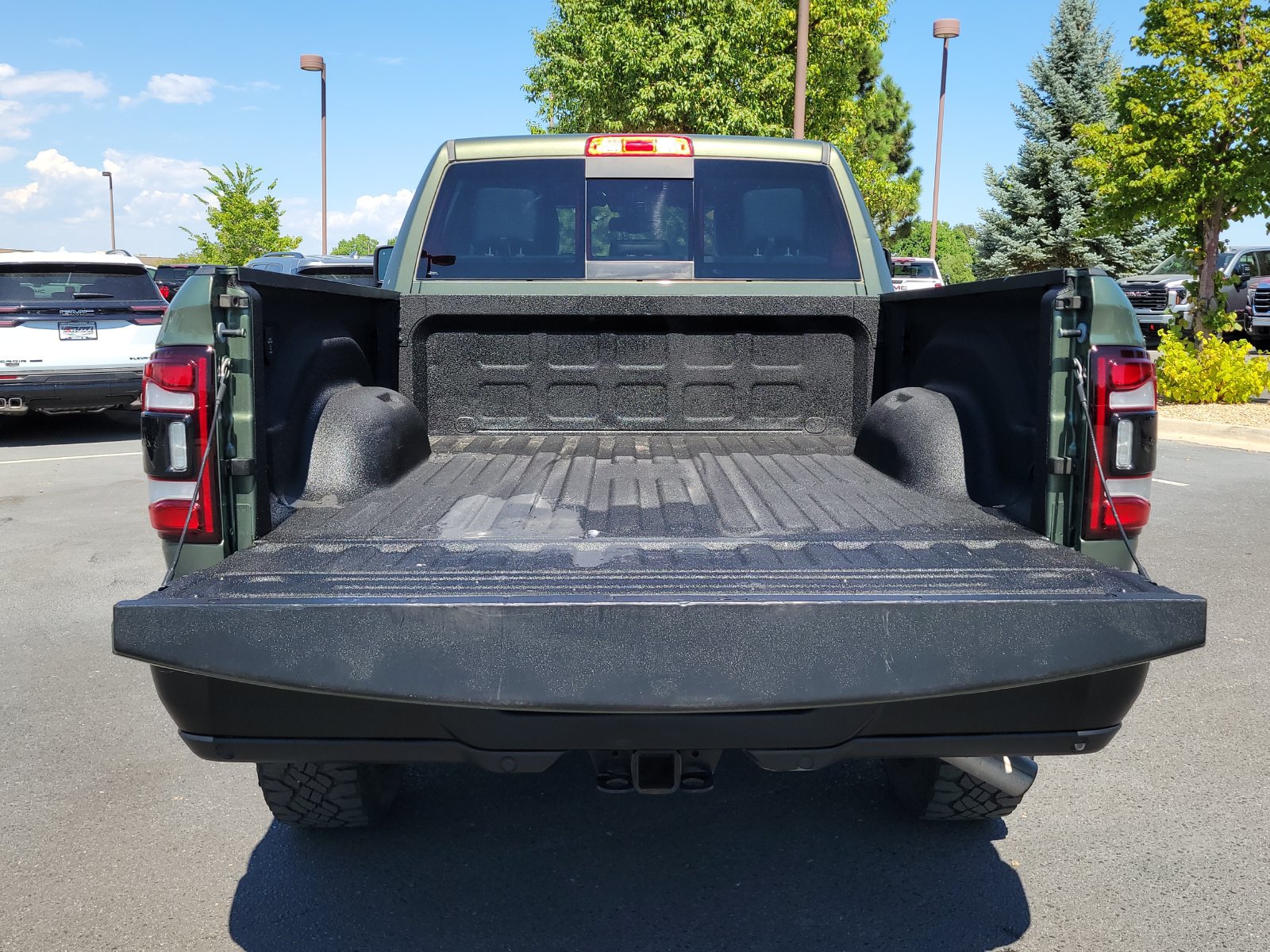 Used 2024 RAM 2500 Rebel AWD/4WD image 12