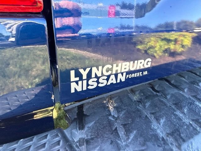 Used 2017 Nissan Titan SV AWD/4WD image 10