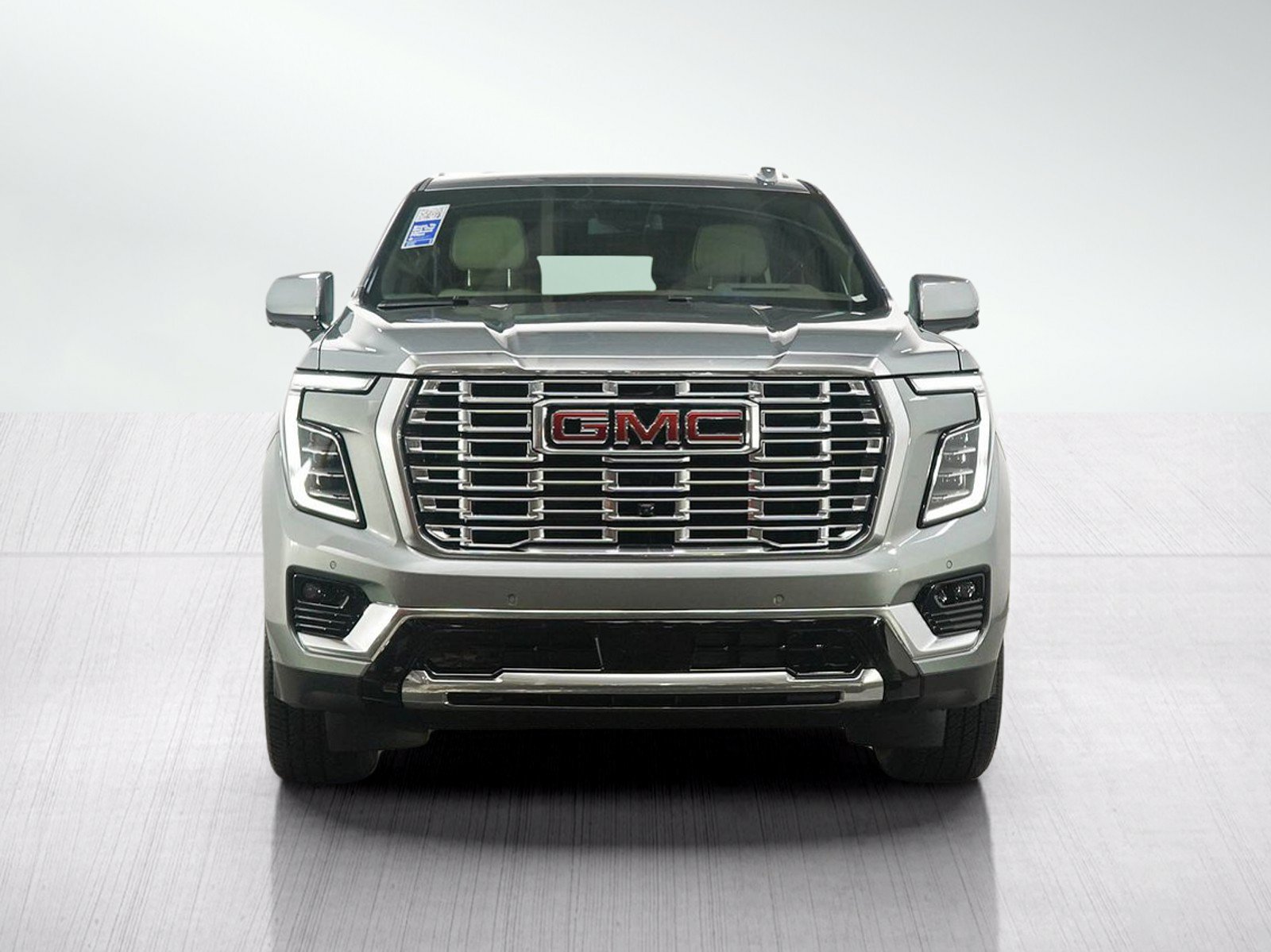Used 2025 GMC Yukon Denali w/ Sun & Power Step Package AWD/4WD image 8
