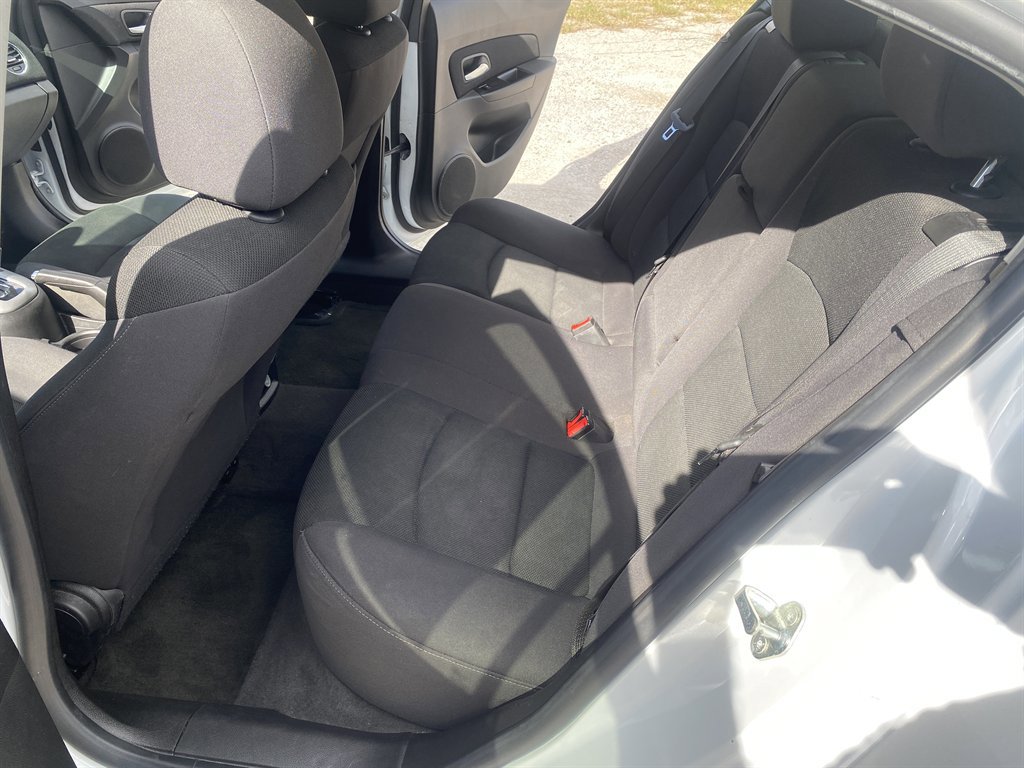 Used 2014 Chevrolet Cruze LT w/ RS Package image 14