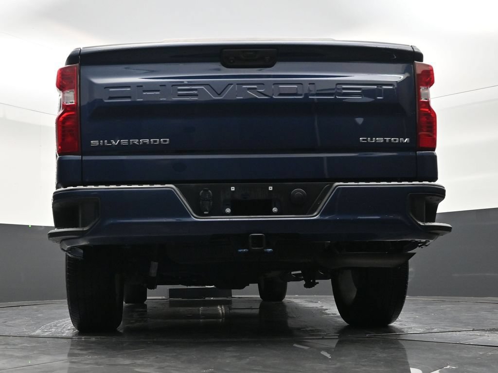 Used 2023 Chevrolet Silverado 1500 Custom RWD image 22