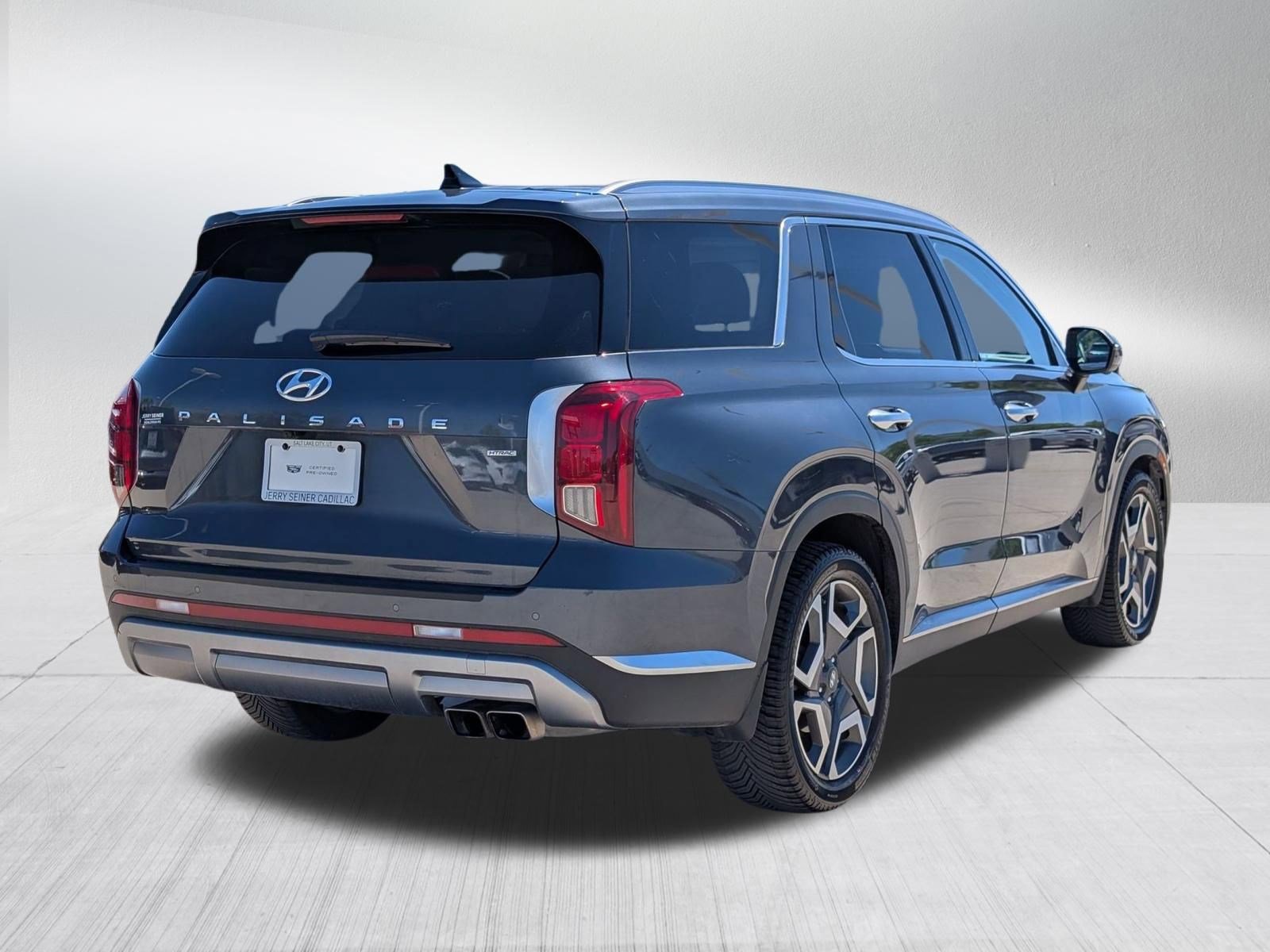 Used 2024 Hyundai Palisade Limited AWD/4WD image 6