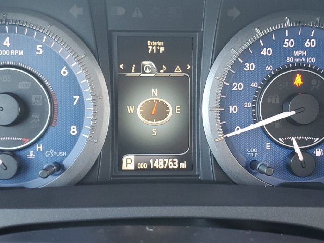 Used 2015 Toyota Sienna XLE w/ XLE Navigation Package FWD image 25
