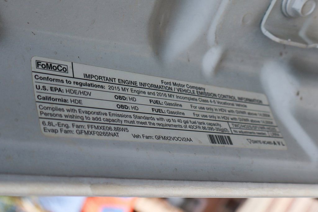 Used 2016 Ford F550 2WD Regular Cab Super Duty image 16