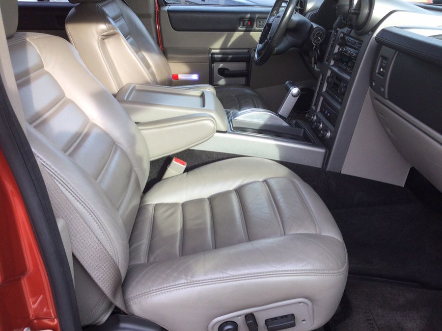 Used 2003 HUMMER H2 w/ Preferred Equipment Group image 21