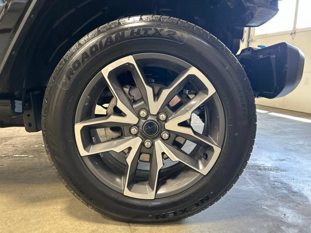Used 2024 Jeep Wrangler Unlimited AWD/4WD image 11