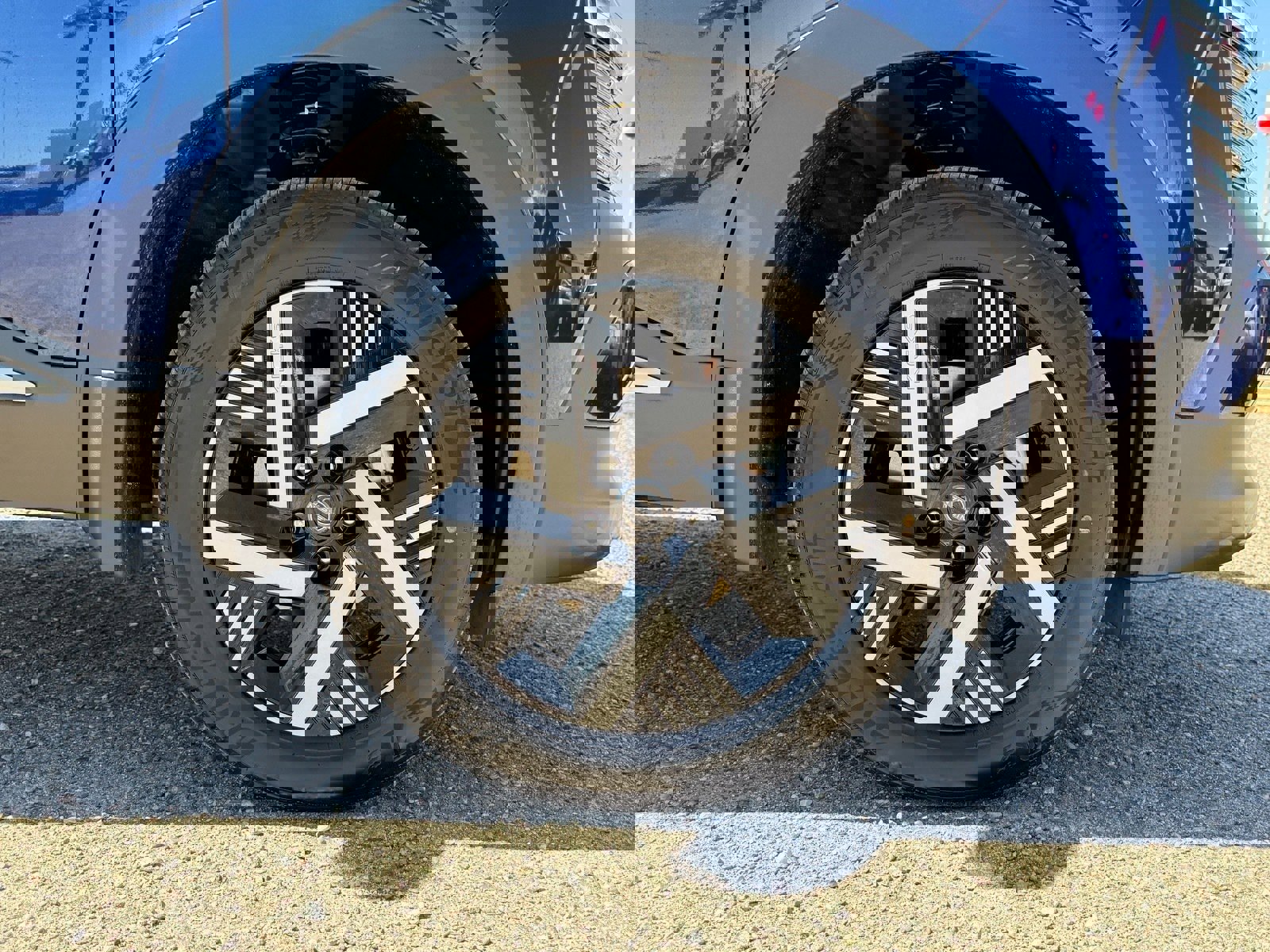 New 2026 Nissan Kicks SV image 9